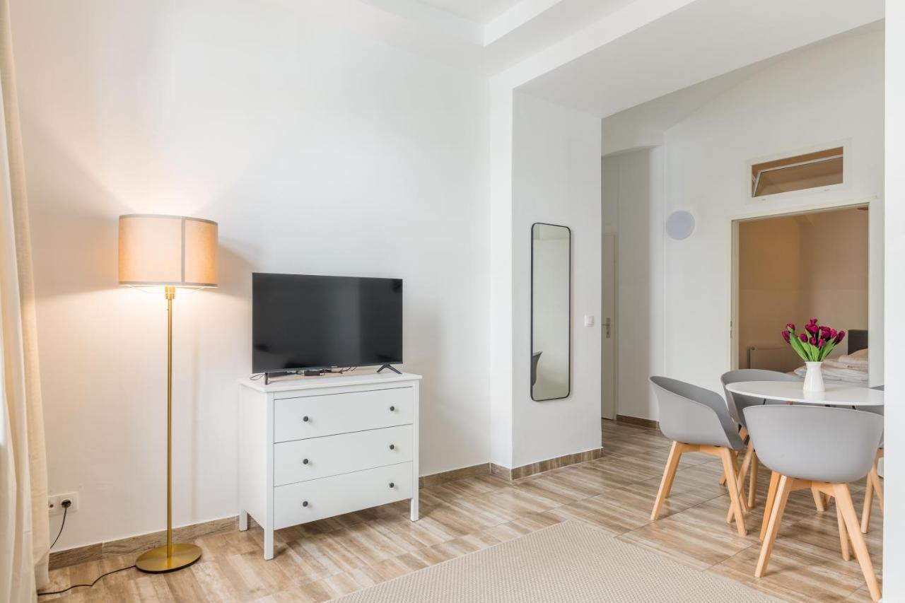 Xxxl Bed/ Free Parking/ Central Vienna Exterior photo