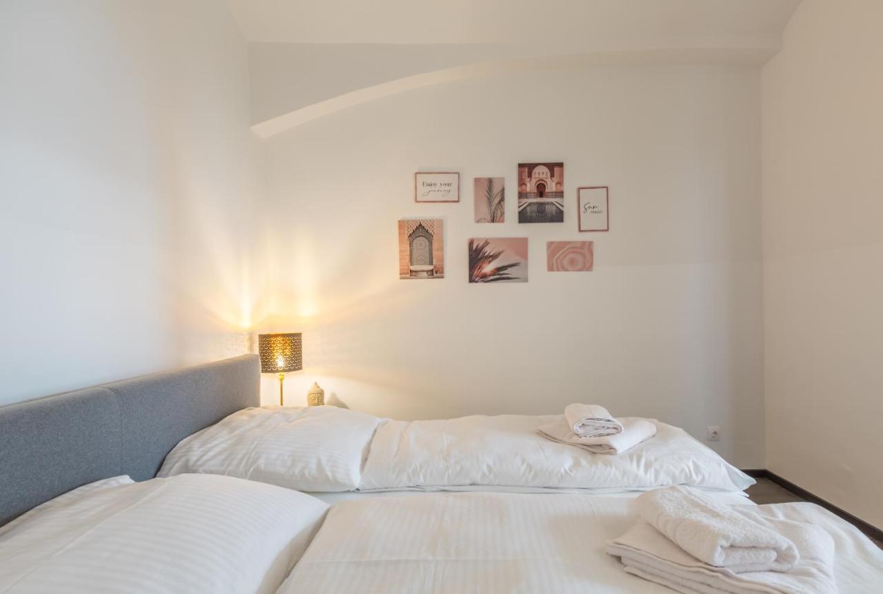 Xxxl Bed/ Free Parking/ Central Vienna Exterior photo